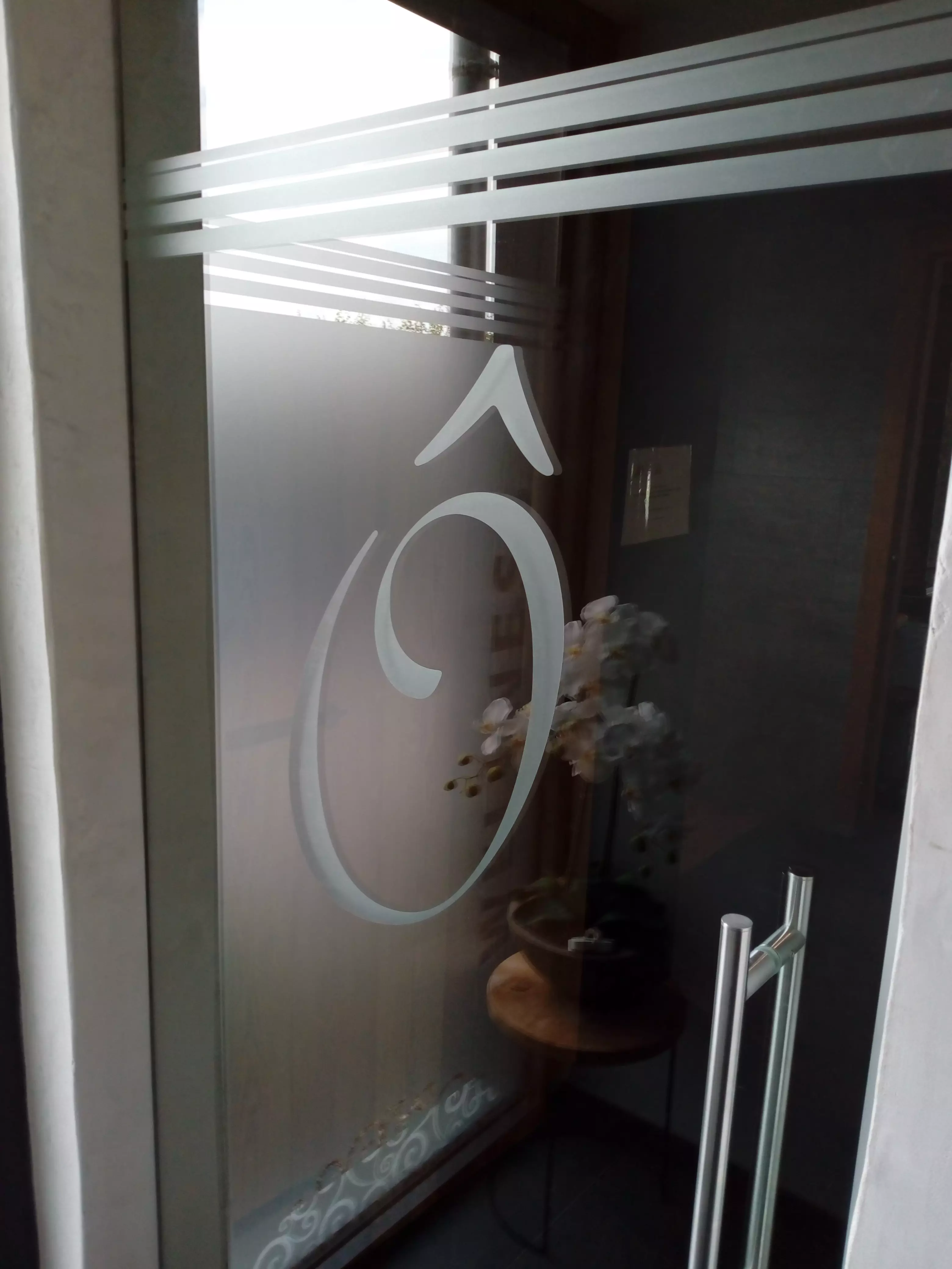 Sablé sur Haut de la porte