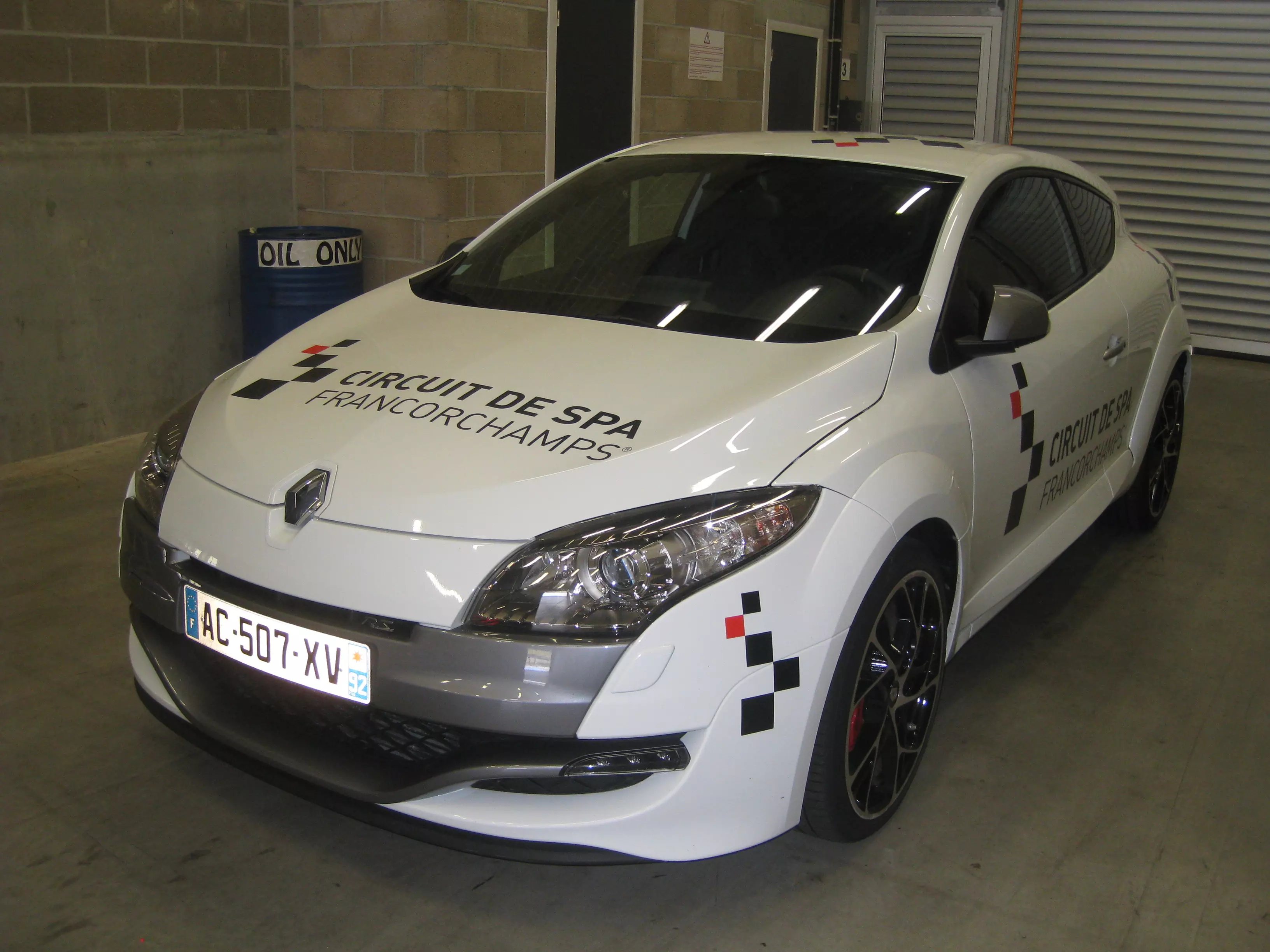 Lettrage Véhicule Francorchamps vue face